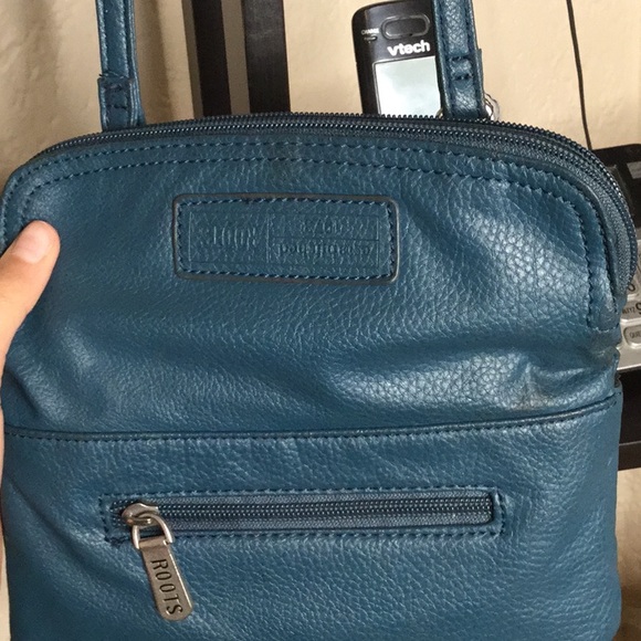 Roots Strap Bag - Picture 3 of 6